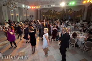 Санкт-Петербург. Роллер  -  экстримал на Невском проспекте. Фотокорреспондент Дмитрий Фуфаев.