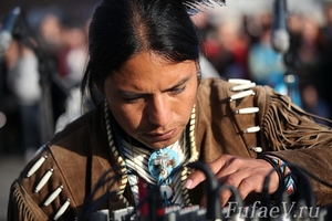 Портрет  на корпоративном празднике. Фотограф на корпоратив Дмитрий Фуфаев. Заказать фотографа  тел.8-911-008-22-13.
