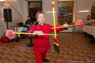 Жонглирование шваброй фото жонглера, фотограф Дмитрий Фуфаев