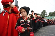 Праздник в Лавре день перенесения мощей Александра Невского. Фото Дмитрий Фуфаев