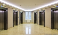Апарт - отель YES - интерьеры фото. холл с лифтами