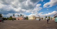 Город Тихвин. Пл. Свободы. Спасо-Преображенский собор. Фото Дмитрия Фуфаева.