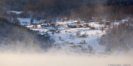 Зима. Деревня по дороге на Байкал. Фотограф Дмитрий Фуфаев.