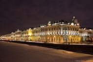 Ночной вид Государственного Эрмитажа. Фотограф Дмитрий Фуфаев.