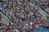 Фото Болельщики на стадионе перед матчем Россия - Новая Зеландия - 2:0. Фотограф Дмитрий Фуфаев.