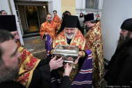 Мощи святой мученицы Татианы принесены в Санкт-Петербург 10 ноября 2017 года. Торжественная встреча святыни. Фото Дмитрия Фуфаева.