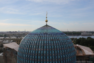 Купол Соборной мечети в Санкт-Петербурге в день праздника. Фотограф Дмитрий Фуфаев.