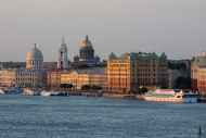 Восход над Невой. Санкт-Петербург - Северная Венеция. Фотограф Дмитрий Фуфаев.