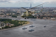 Военные корабли на Неве. День ВМФ. Фотосъемка с вертолета. Фотограф Дмитрий Фуфаев.